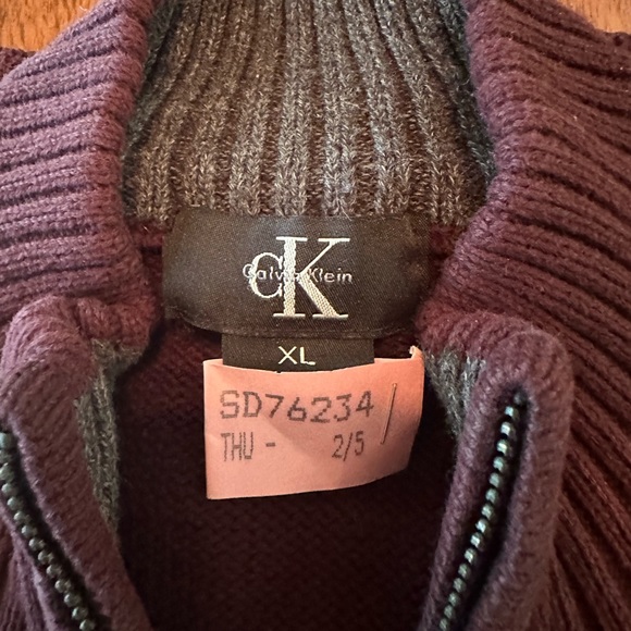 🍂EUC Calvin Klein Zip Up Sweater🍂 - Picture 6 of 7